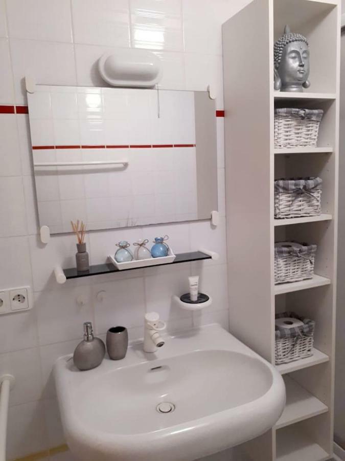 Ferienwohnung Caroline Andernach Bagian luar foto